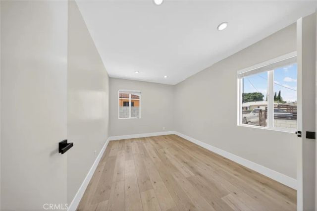 11840 Arminta Street, North Hollywood, CA 91605