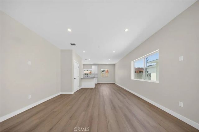 11840 Arminta Street, North Hollywood, CA 91605