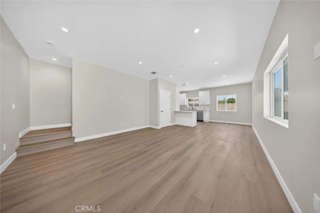 11840 Arminta Street, North Hollywood, CA 91605