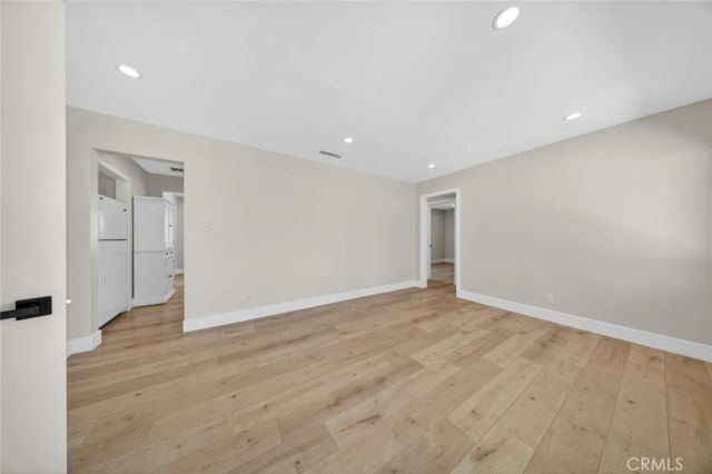 11840 Arminta Street, North Hollywood, CA 91605