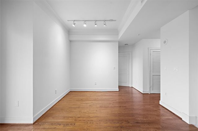 3333 Allen Parkway 606, Houston, TX 77019