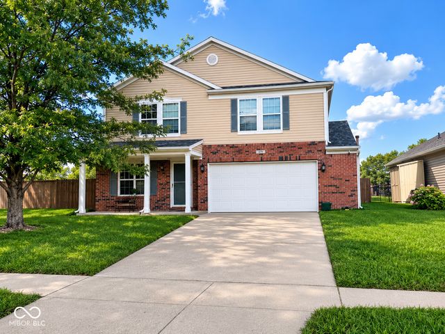 679 Greenway Street, Greenwood, IN 46143