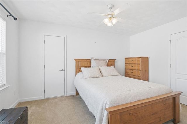 23 Ferncliff DR, Hampton, VA 23669