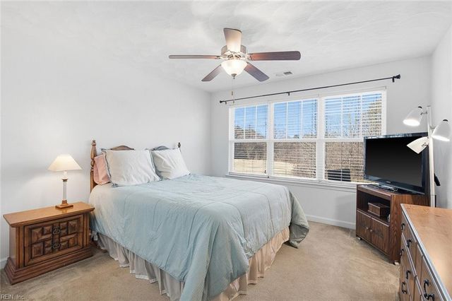 23 Ferncliff DR, Hampton, VA 23669