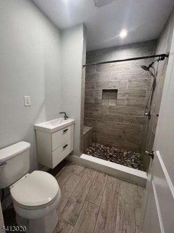 3 Fern St, Roselle Boro, NJ 07203