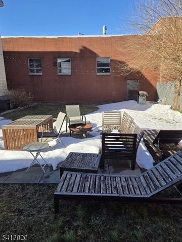 3 Fern St, Roselle Boro, NJ 07203