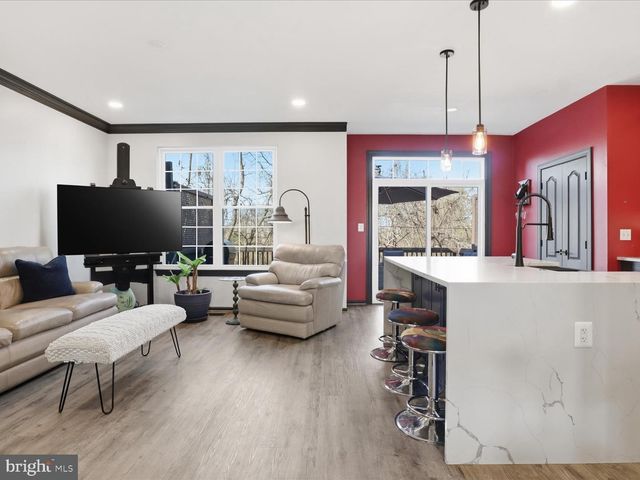 13308 COLCHESTER FERRY PL, Woodbridge, VA 22191