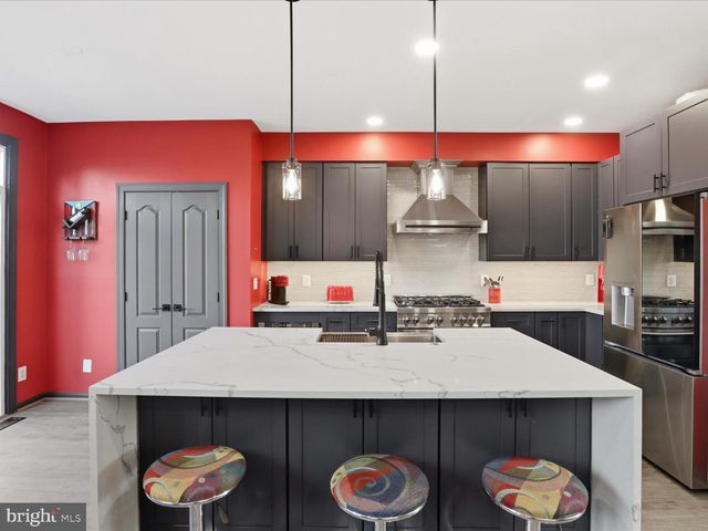 13308 COLCHESTER FERRY PL, Woodbridge, VA 22191