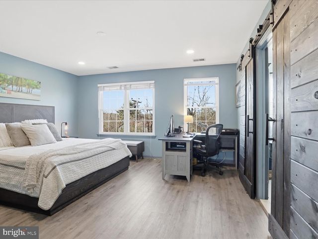 13308 COLCHESTER FERRY PL, Woodbridge, VA 22191