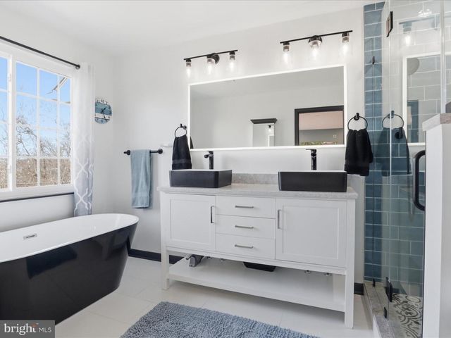 13308 COLCHESTER FERRY PL, Woodbridge, VA 22191