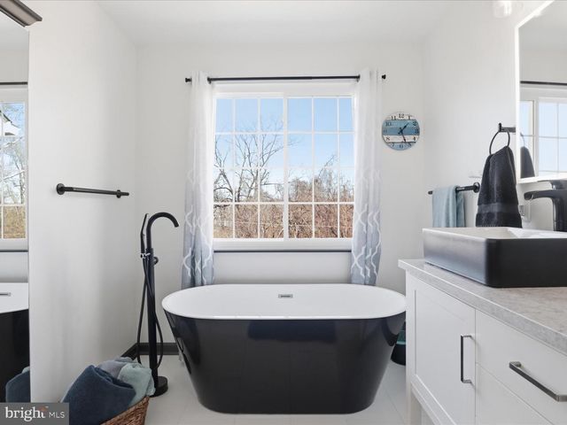 13308 COLCHESTER FERRY PL, Woodbridge, VA 22191