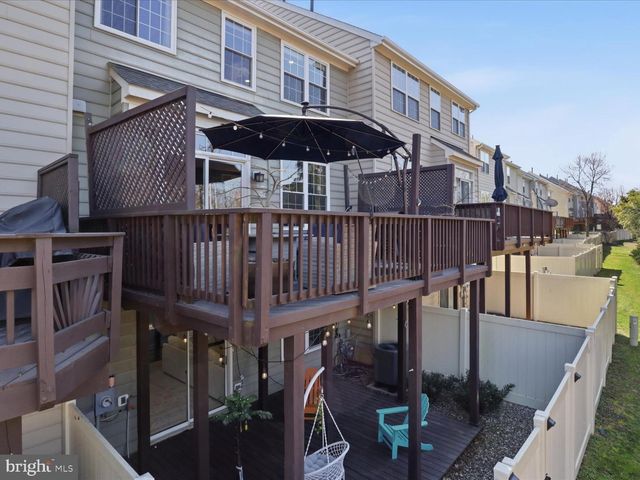 13308 COLCHESTER FERRY PL, Woodbridge, VA 22191