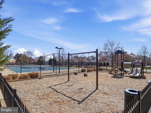 13308 COLCHESTER FERRY PL, Woodbridge, VA 22191