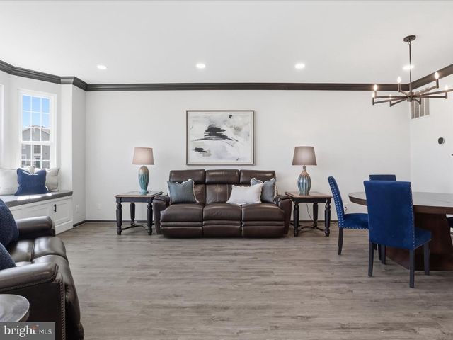 13308 COLCHESTER FERRY PL, Woodbridge, VA 22191