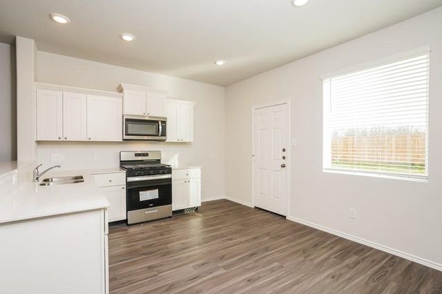 3045 Paintbrush Drive, Brookshire, TX 77423