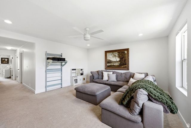 2154 E NEW HORIZON DR, Sandy, UT 84093