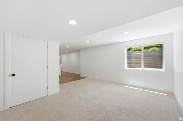 2154 E NEW HORIZON DR, Sandy, UT 84093