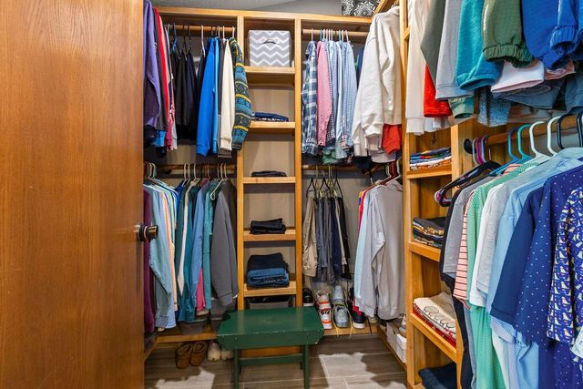 7246 Sundown Court, Dublin, OH 43017