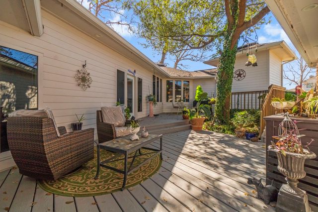 458 Mallard Point, Livingston, TX 77351