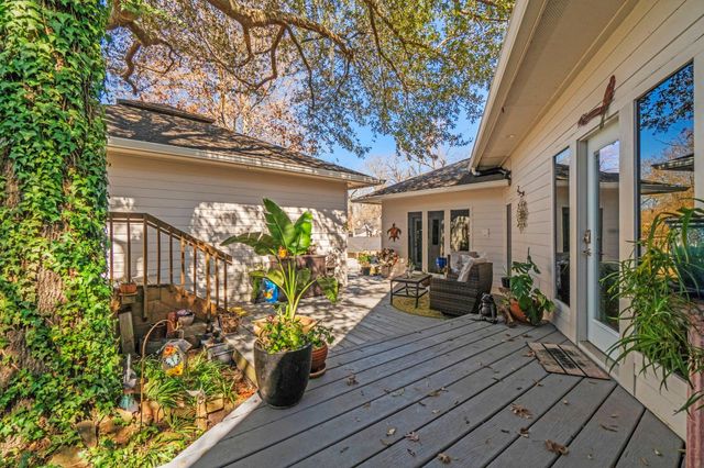 458 Mallard Point, Livingston, TX 77351