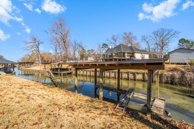 458 Mallard Point, Livingston, TX 77351