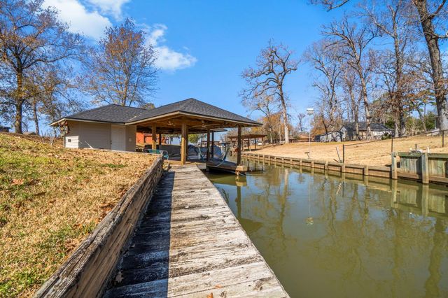 458 Mallard Point, Livingston, TX 77351