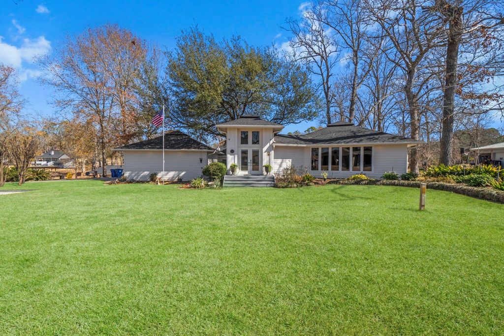 458 Mallard Point, Livingston, TX 77351