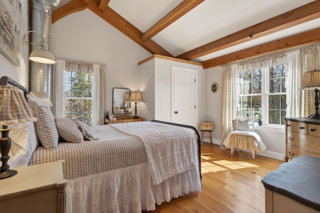 71 ODell Road, Sandown, NH 03873