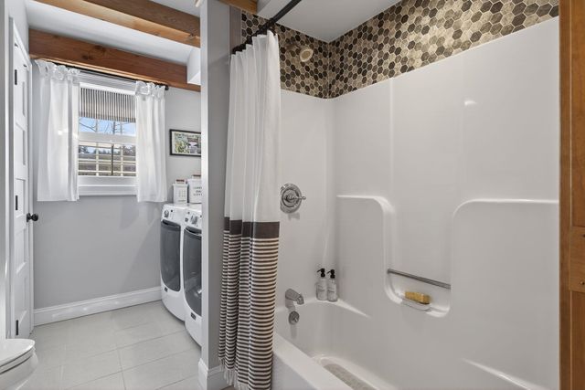 71 ODell Road, Sandown, NH 03873