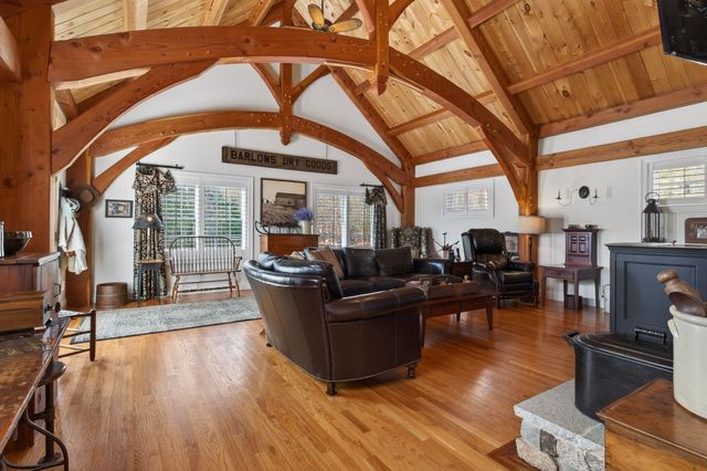 71 ODell Road, Sandown, NH 03873