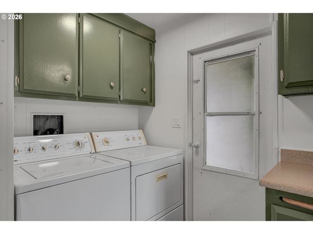17240 Sw ELDORADO Dr, Portland, OR 97224