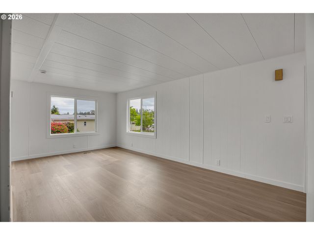 17240 Sw ELDORADO Dr, Portland, OR 97224