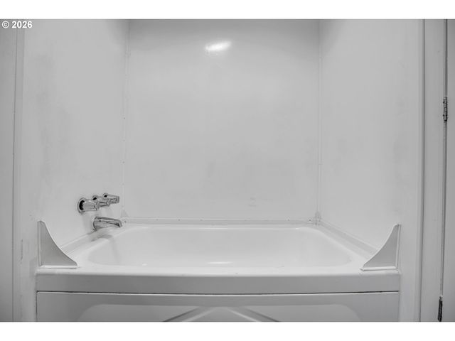 17240 Sw ELDORADO Dr, Portland, OR 97224