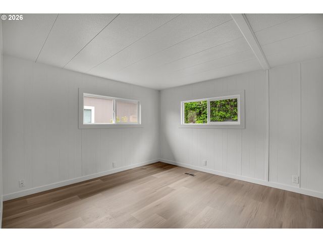 17240 Sw ELDORADO Dr, Portland, OR 97224