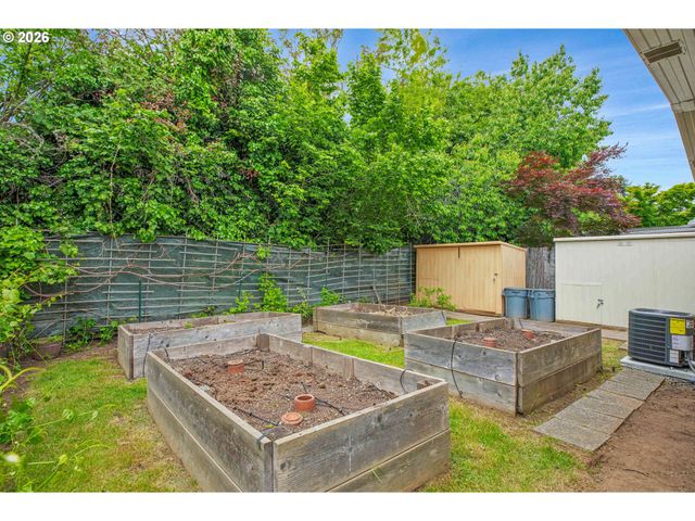 17240 Sw ELDORADO Dr, Portland, OR 97224