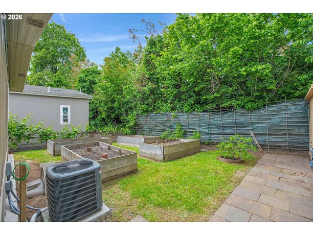 17240 Sw ELDORADO Dr, Portland, OR 97224
