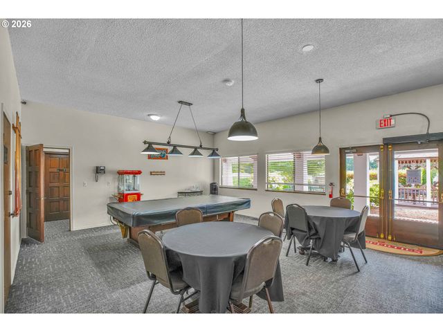 17240 Sw ELDORADO Dr, Portland, OR 97224