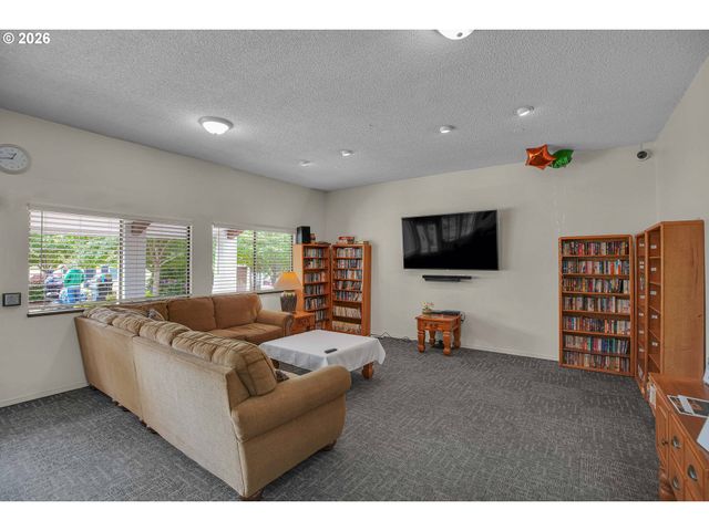 17240 Sw ELDORADO Dr, Portland, OR 97224