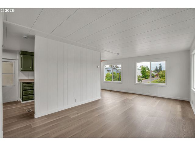 17240 Sw ELDORADO Dr, Portland, OR 97224