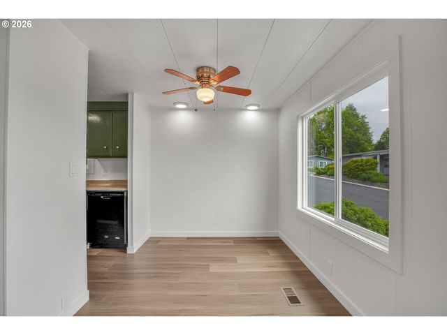 17240 Sw ELDORADO Dr, Portland, OR 97224
