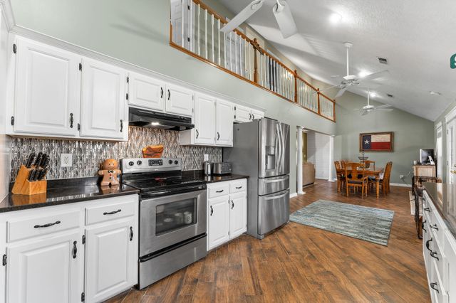 1202 Skyview Drive, Branson, MO 65616