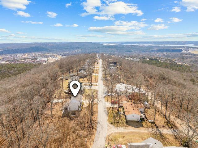 1202 Skyview Drive, Branson, MO 65616
