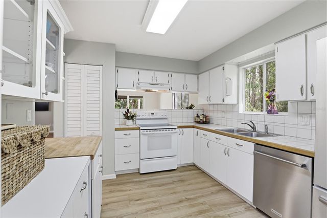 4417 BLACK FOREST WAY, Gainesville, FL 32605
