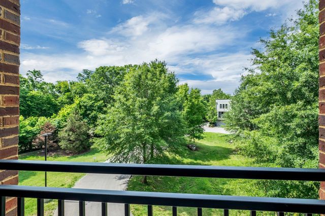 324 Liberty Pike Apt 233, Franklin, TN 37064