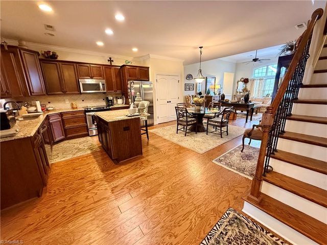 5416 Ggo Drive, Greensboro, NC 27406