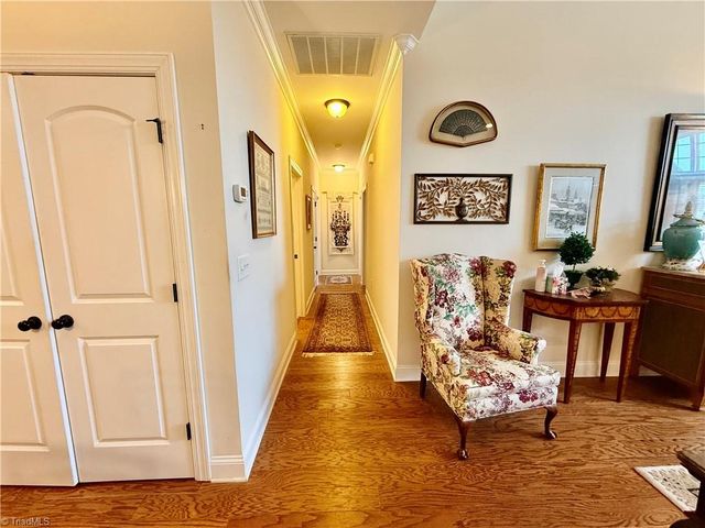 5416 Ggo Drive, Greensboro, NC 27406