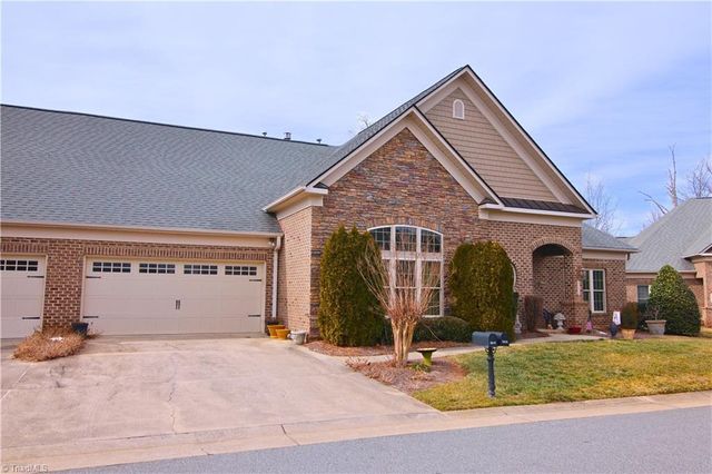 5416 Ggo Drive, Greensboro, NC 27406