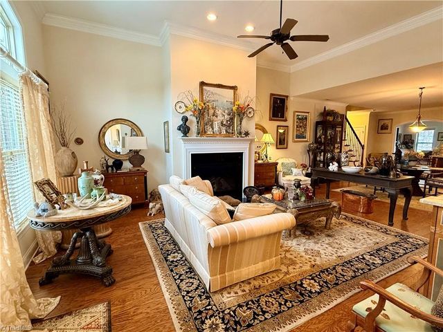 5416 Ggo Drive, Greensboro, NC 27406