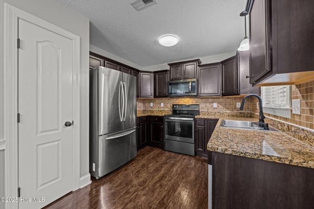 3603 Delesa Court, New Bern, NC 28560