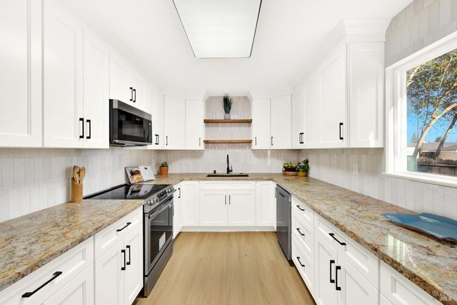 407 Acacia St, Fairfield, CA 94533